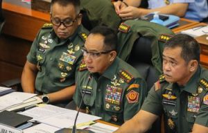 Revisi UU TNI: Potensi Kembalinya Dwifungsi Militer dalam Pemerintahan